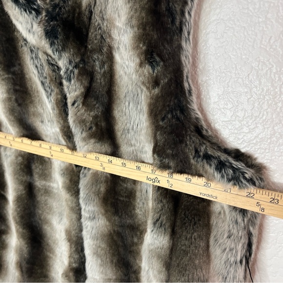 Woodland Faux Fur Vest Cashmere Lined XL Black Brown - Picture 6 of 9